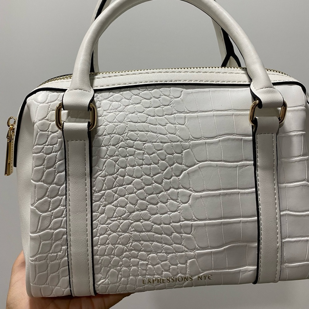 Expressions NYC handbag